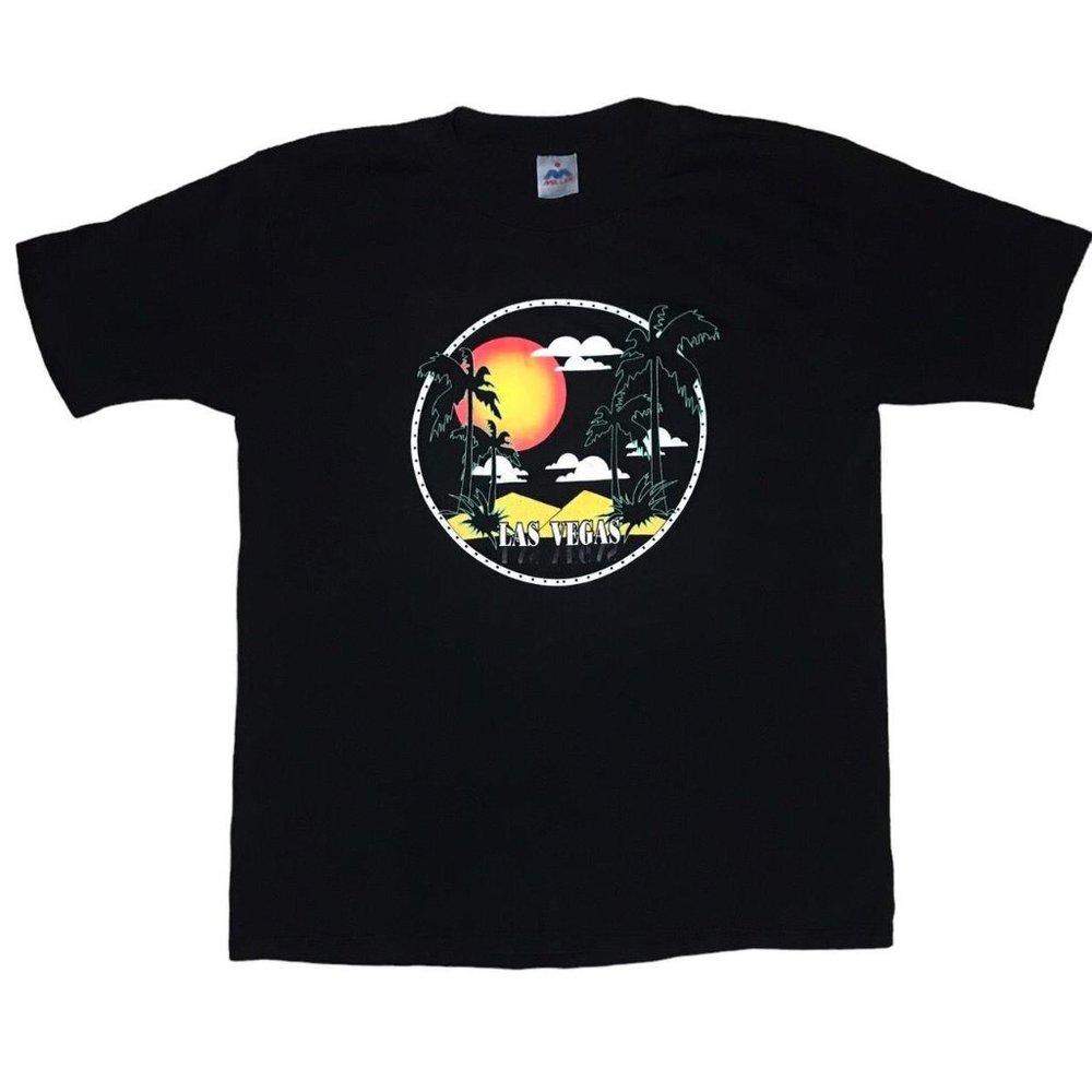 Vintage 90s Travel Tourist T-Shirt